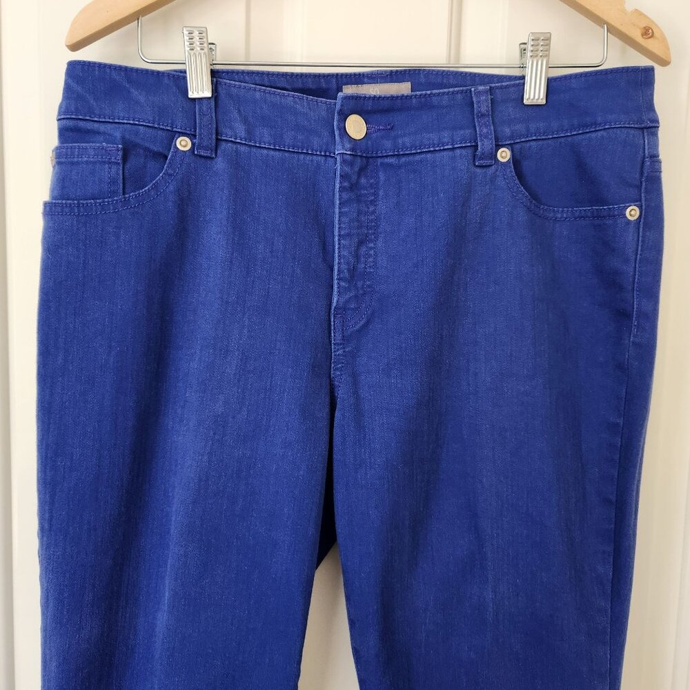Chicos So Slimming Blue Mid-Rise Straight Leg Jeans Casual Pretty 1.5 Short - Picture 4 of 10